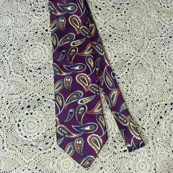 Christian Dior Monsieur Tie - Picture 2 of 6